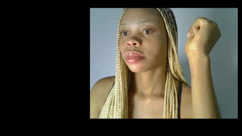 Snapshot of juicy_slut0 chatting on 05/19/26, 07:26 Champaign online show from 05/19/26, 07:26