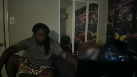 Snapshot of juicyanddaddy chatting on 06/01/26, 02:46 Ask online show from 06/01/26, 02:46