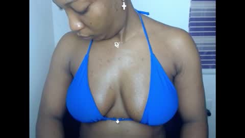 juicycuntx online show from 10/05/25, 04:00