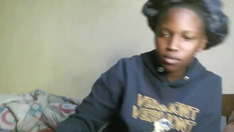 Snapshot of juicyicequeen chatting on 10/08/25, 02:47 juicyicequeen online show from 10/08/25, 02:47