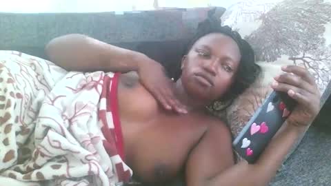 Snapshot of juicyicequeen chatting on 10/29/25, 07:32 juicyicequeen online show from 10/29/25, 07:32