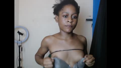 juicynwetx online show from 02/23/25, 04:57