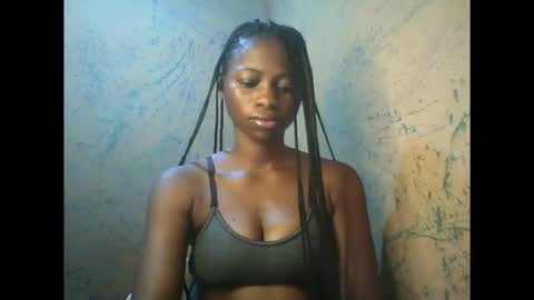 juicypiexx online show from 10/10/25, 01:26