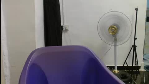 juicyxpink online show from 04/18/26, 09:26