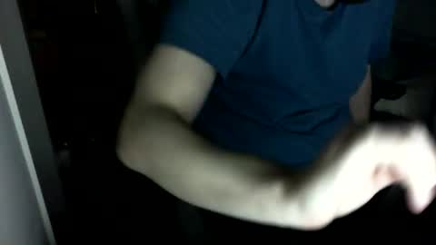 Snapshot of julatre chatting on 10/20/25, 09:48 xmas3 online show from 10/20/25, 09:48