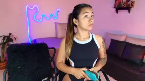 Jules and Gia online show from 02/22/25, 05:13