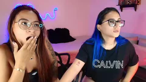 Jules and Gia online show from 03/08/25, 01:17