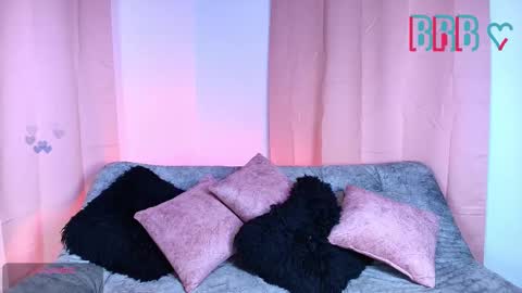 Jules and Gia online show from 12/21/25, 10:50