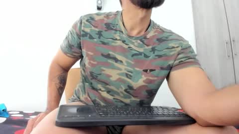 juleslake2 online show from 01/11/26, 04:12