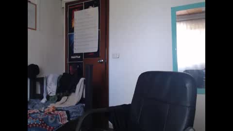 Julfigo online show from 05/28/26, 04:15