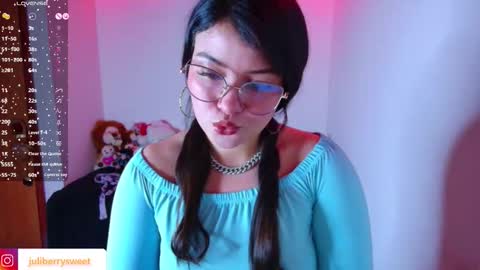 Juliana online show from 03/18/26, 04:48