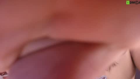 Snapshot of juli_1213 chatting on 05/10/26, 12:27 Juliana online show from 05/10/26, 12:27