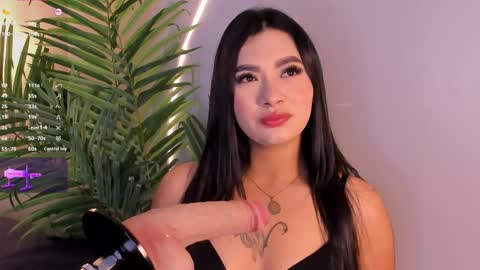 juli_casanova online show from 11/05/25, 12:16