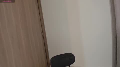 Snapshot of juli_hairy chatting on 10/11/25, 02:04 Juli Modelo Independiente online show from 10/11/25, 02:04