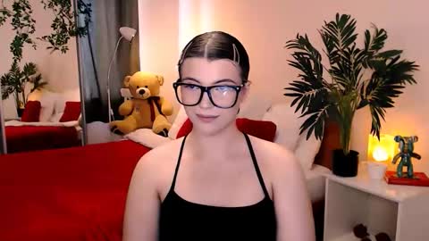 Snapshot of julia485262 chatting on 06/03/26, 01:46 julia485262 online show from 06/03/26, 01:46