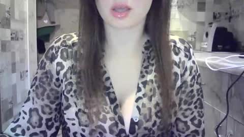 julia69009 online show from 10/09/25, 11:14