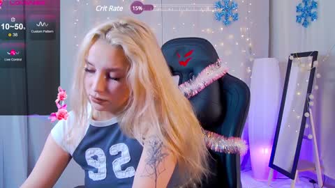 julia__bunny online show from 01/08/25, 05:27