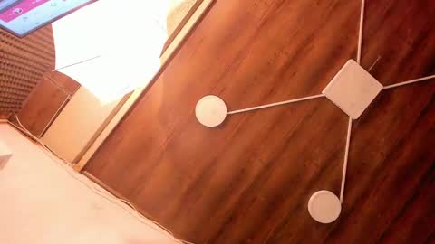 Snapshot of julia_dawson chatting on 02/21/25, 12:49 Julia online show from 02/21/25, 12:49