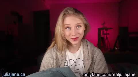 Julia Jane online show from 01/17/26, 03:22