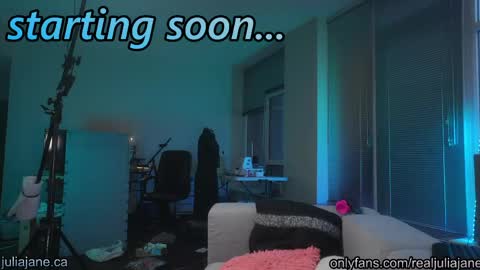 Julia Jane online show from 04/09/26, 02:00