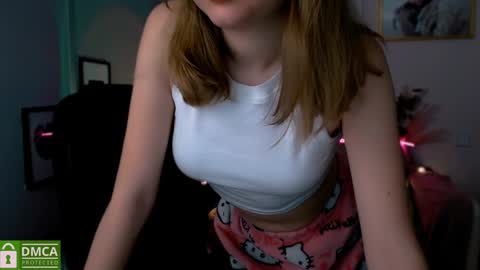 Julia  online show from 12/08/24, 10:19