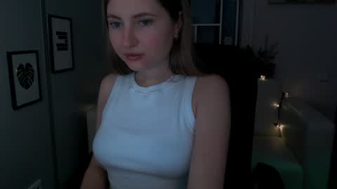 Julia  online show from 12/19/24, 02:45