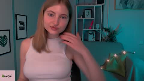 Julia  online show from 12/20/24, 11:26