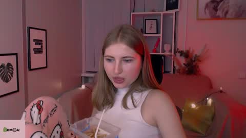 Julia  online show from 12/21/24, 02:30