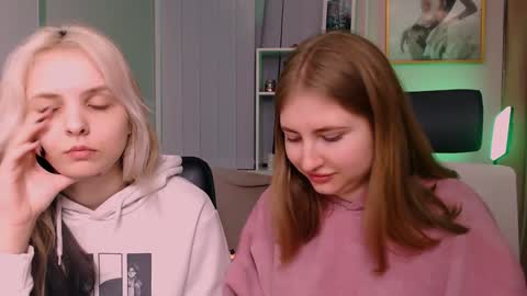 Julia  online show from 12/24/24, 03:05