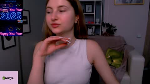 Julia  online show from 01/06/25, 04:44