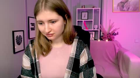 Julia  online show from 01/13/25, 08:37