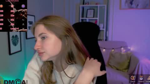 Julia  online show from 01/24/25, 09:05