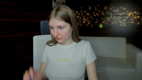 Julia  online show from 02/01/25, 12:40