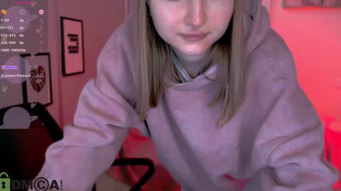 Julia  online show from 02/01/25, 08:26