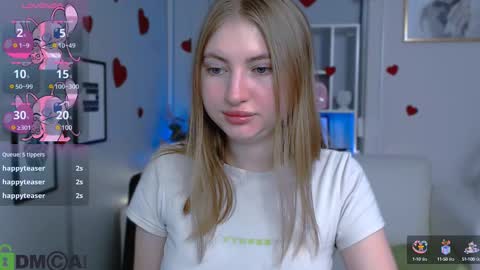 Julia  online show from 03/07/25, 04:13