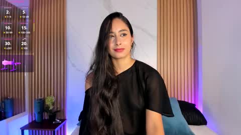 J U L IA   M A R T I N E Z online show from 03/02/26, 11:39