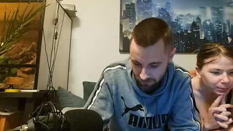 julia_official online show from 02/15/25, 07:39