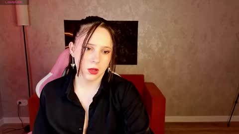 Julia Shyy online show from 05/19/26, 01:11