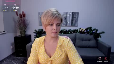 Julia online show from 01/02/25, 03:51