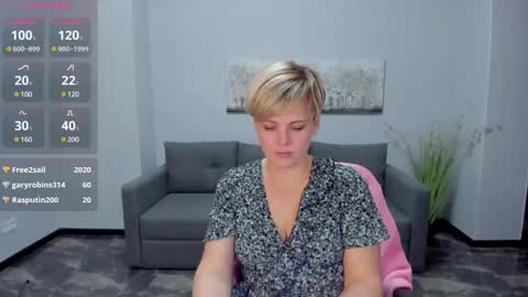 Julia online show from 01/14/25, 05:23