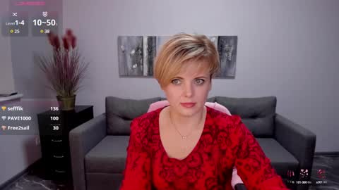 Julia online show from 02/22/25, 06:41