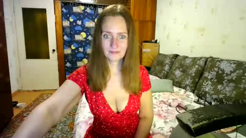 Snapshot of juliaa_foxi chatting on 12/14/25, 06:23 juliaa_foxi online show from 12/14/25, 06:23
