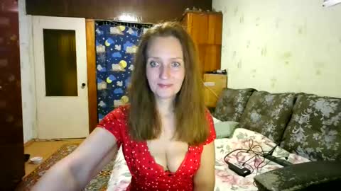 Snapshot of juliaa_foxi chatting on 12/18/25, 06:47 juliaa_foxi online show from 12/18/25, 06:47