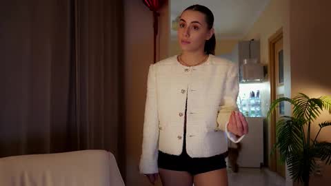 Molly online show from 03/18/26, 03:15