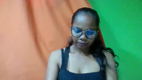 Snapshot of juliah02 chatting on 05/14/26, 07:37 juliah02 online show from 05/14/26, 07:37