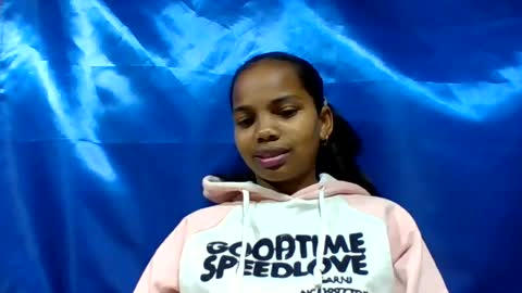 Snapshot of juliah02 chatting on 06/17/26, 05:54 juliah02 online show from 06/17/26, 05:54