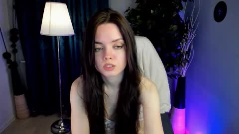 juliamoss online show from 02/05/26, 04:06