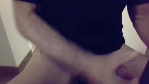 Snapshot of julian6446 chatting on 12/31/24, 12:11 julian6446 online show from 12/31/24, 12:11