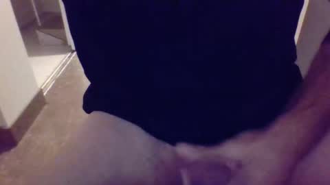 Snapshot of julian6446 chatting on 10/16/25, 02:56 julian6446 online show from 10/16/25, 02:56