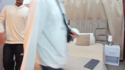 julian billy online show from 12/27/24, 11:28